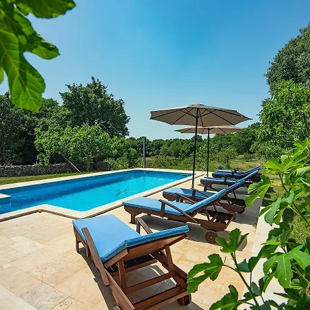 Holiday home Altura Valtura