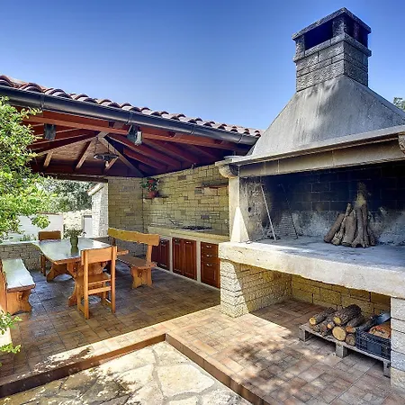 Holiday home Altura Valtura